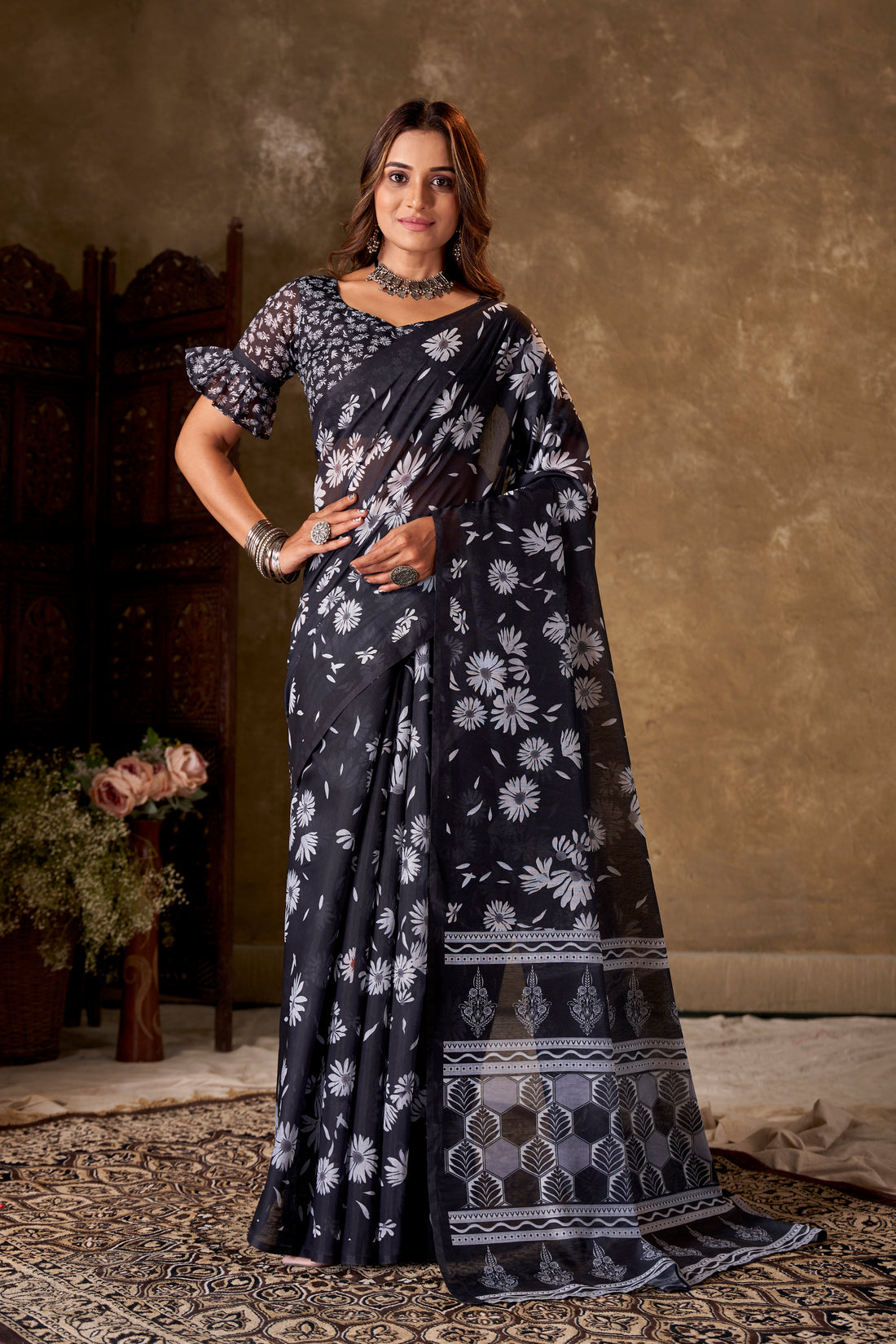 BEAUTIFULL FLORAL PRINT BLACK SAREE
