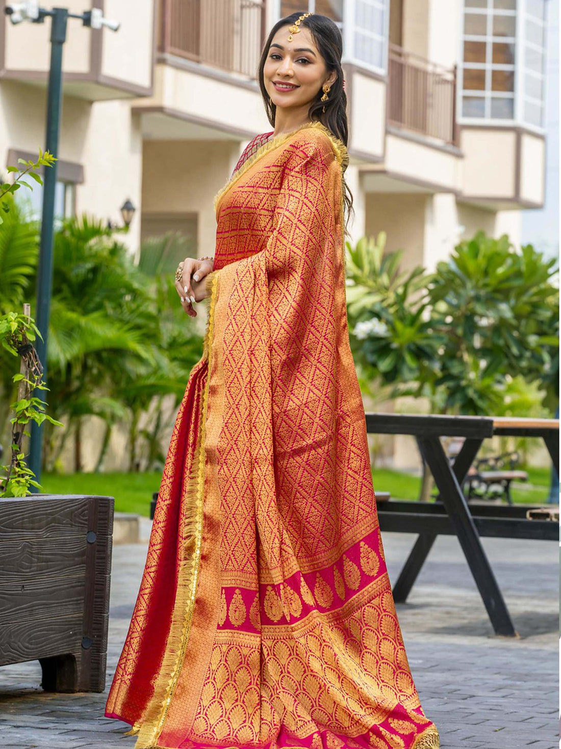 Royalika Kanjivaran Tissue Saree