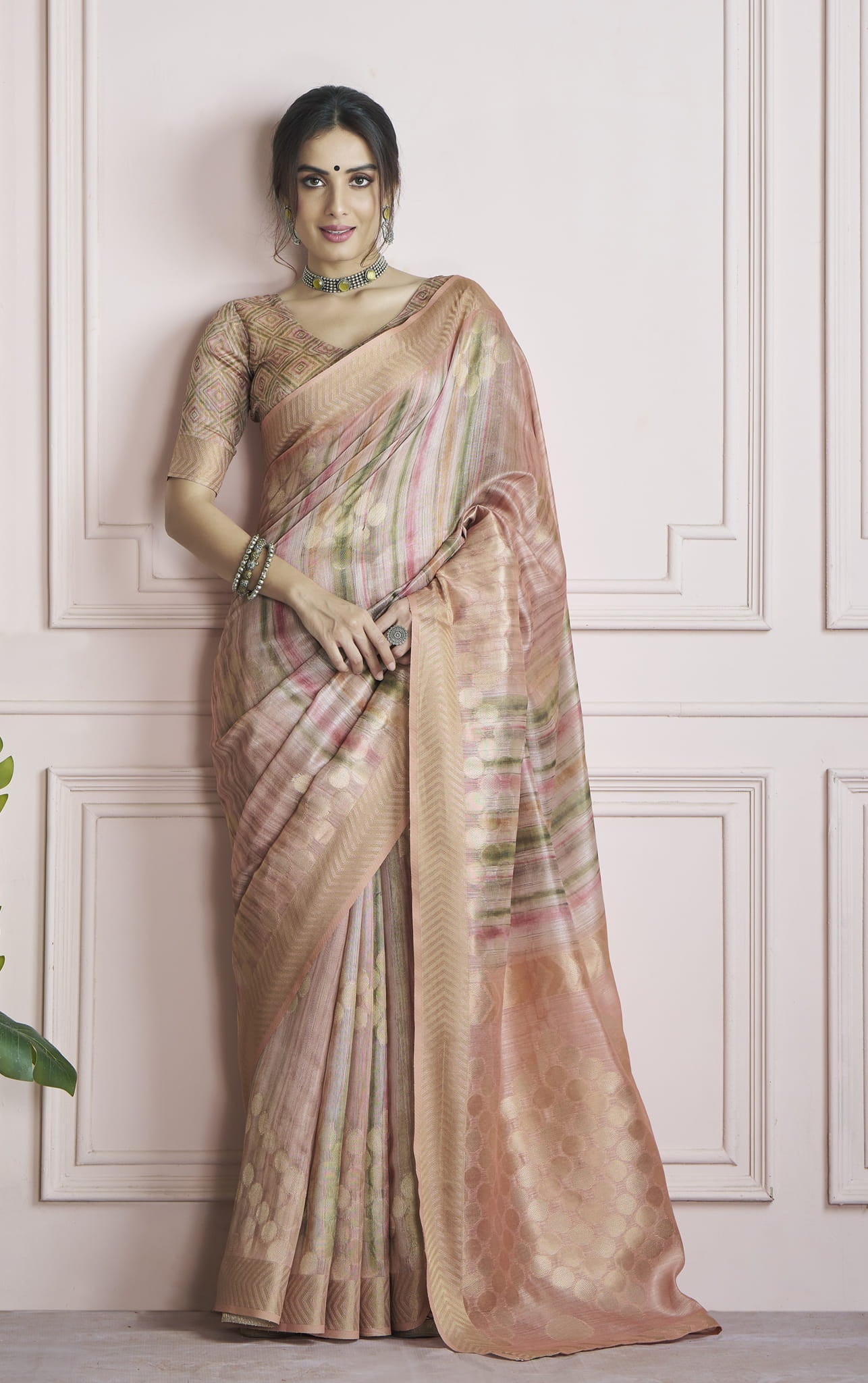 Elegant Soft Silk Saree with Subtle Zari Accents