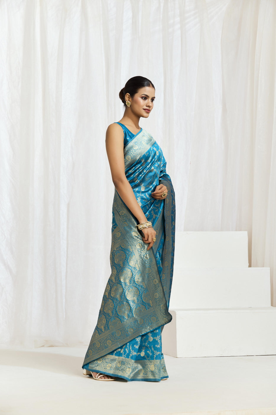 Royal Banarasi Art Silk Saree with Rich Zari Detailing