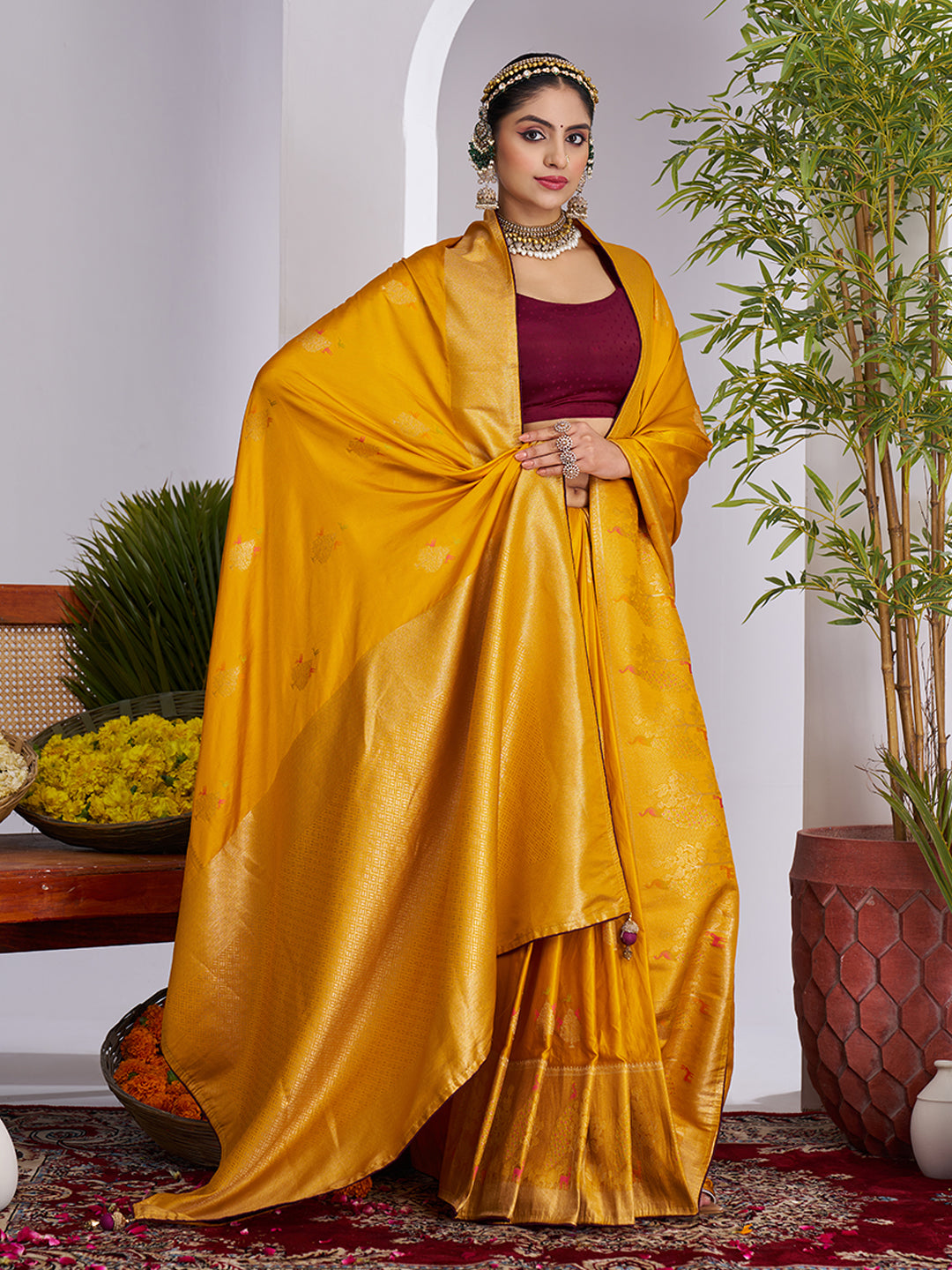 Banarasi Glamour Saree