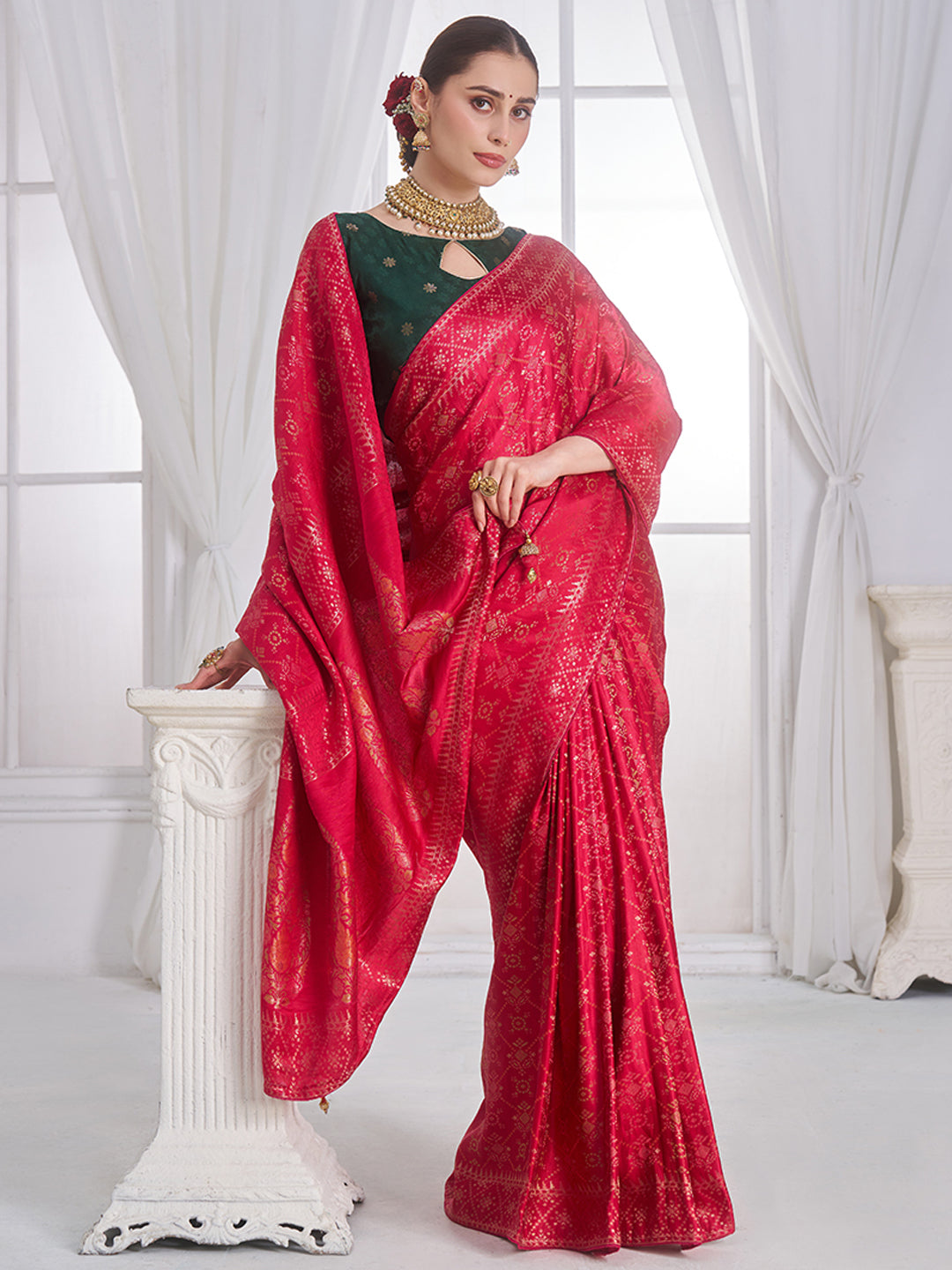 The Majestic Beauty Queen Saree Edition