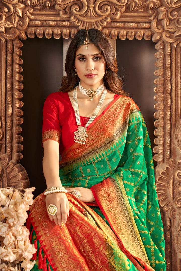 Flourious Pure Georgette saree for wedding with siroski work